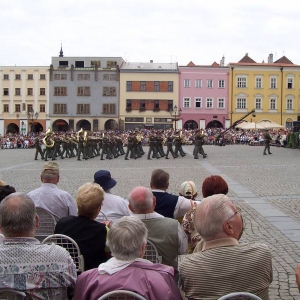 Kromeriz jaarfeest met militaire muziekkapellen