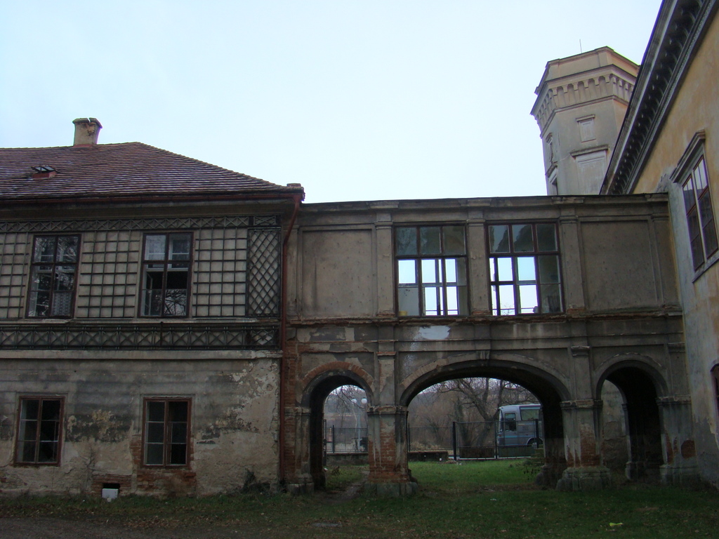 Zámek Dolní Beřkovice