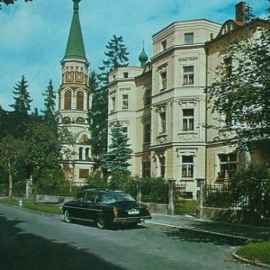 Tatra 603 voor de Russische Kerk