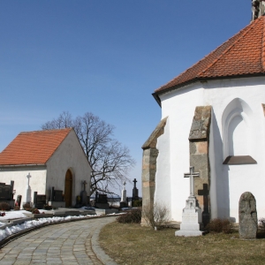 Kerk van de Hemelvaart van de Maagd Maria en St. Gothard in Budišov
