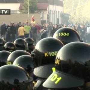 Politie treedt op tegen anti-Roma betogers in Varnsdorf