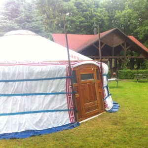 De 40 m2 yurt en tuinrestaurant