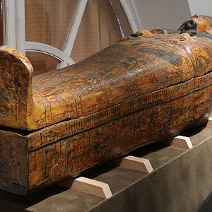 Zámek Kynžvart: Egyptische sarcofaag in het curiositeitenkabinet