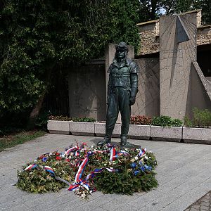Praag: Pomník Milana Rastislava Štefánika