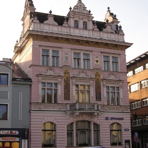 Gebouw op Masarykovo námìstí Náchod