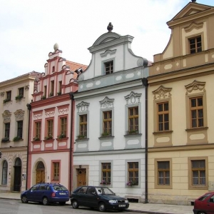 Hradec Kralove - více hezké domky