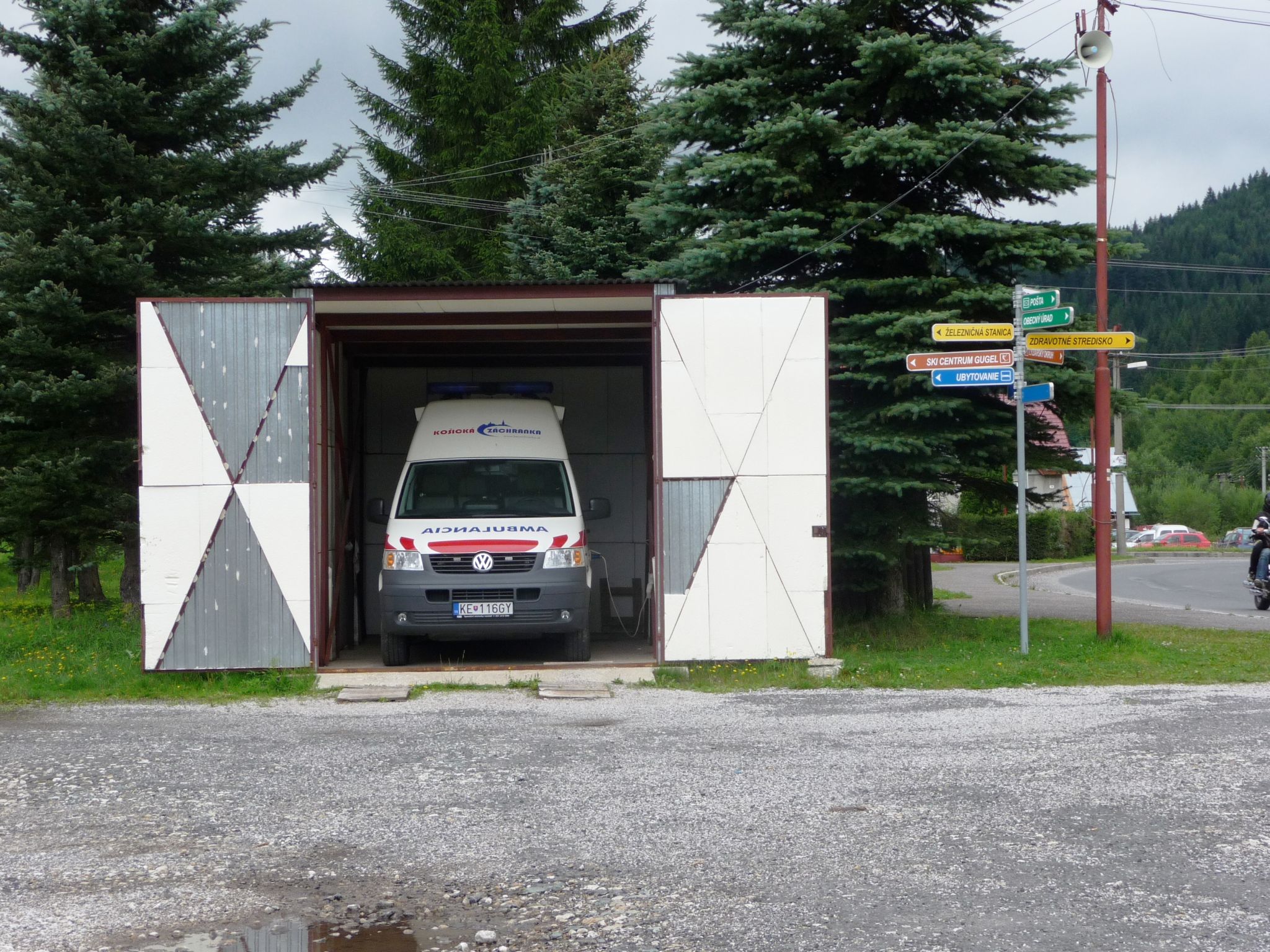 Ambulance garage