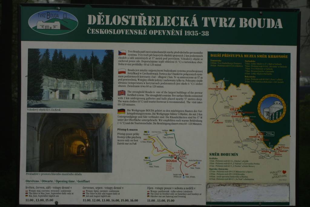 Bouda, infobord bij de parking