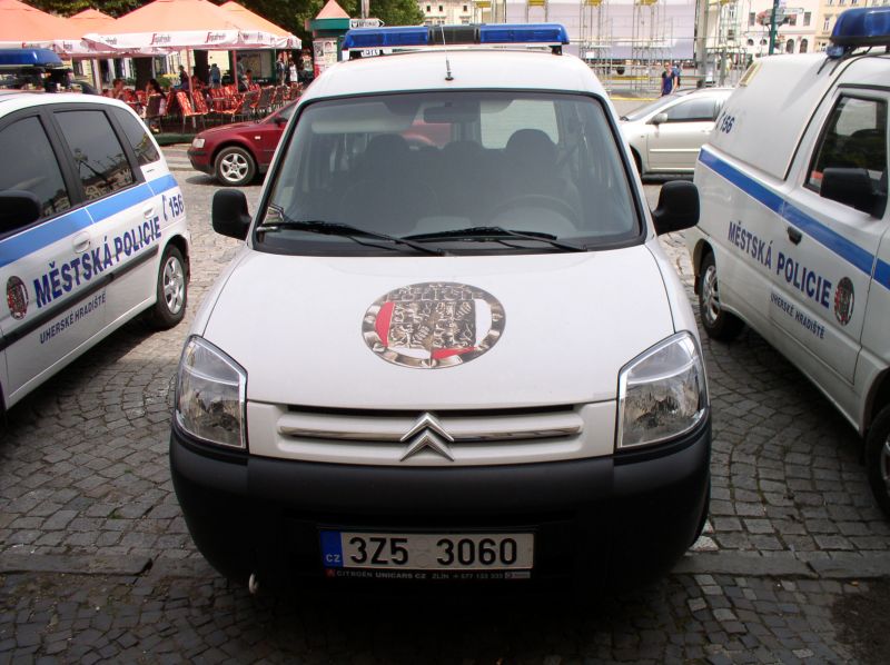 Citroën van de politie in Uherské Hradištì