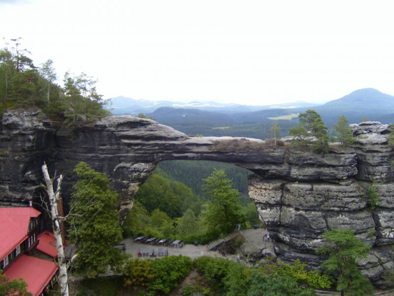de natuurlijke stenen brug