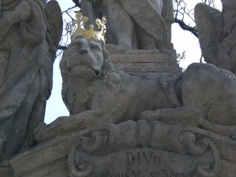 Eén van de schitterende beelden op de brug van Kutna Hora