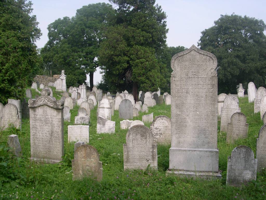 joods kerkhof  in Osoblaha