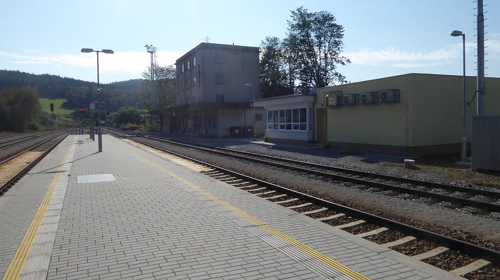 Kájov station
