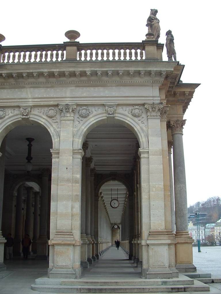 Karlovy Vary, kolonada...