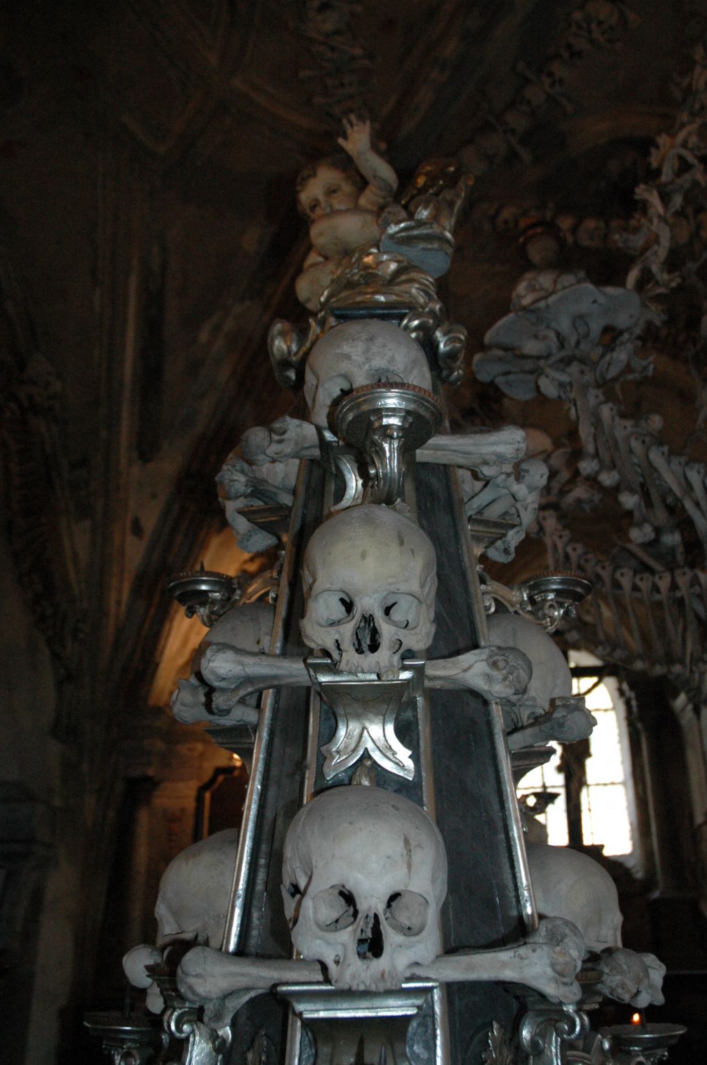 Kutna Hora Cathedraal & Kostnice