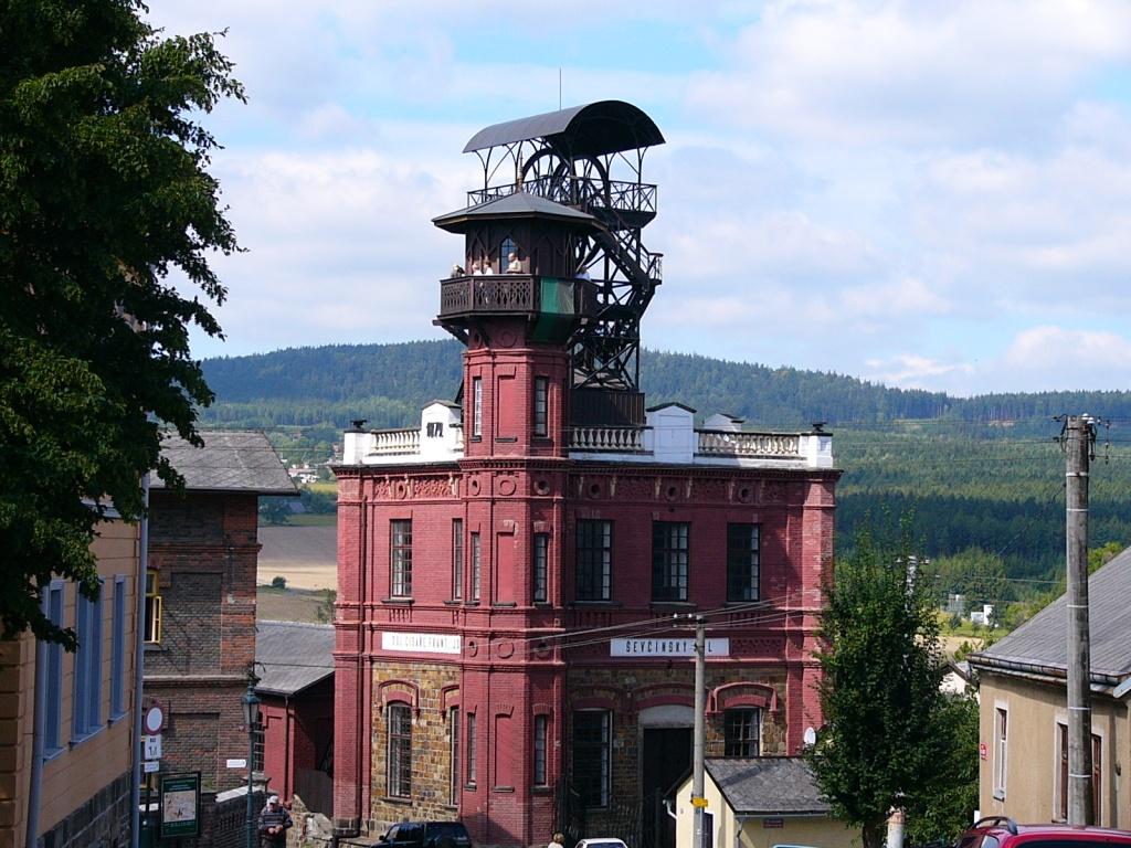 oud mijngebouw in Pribram