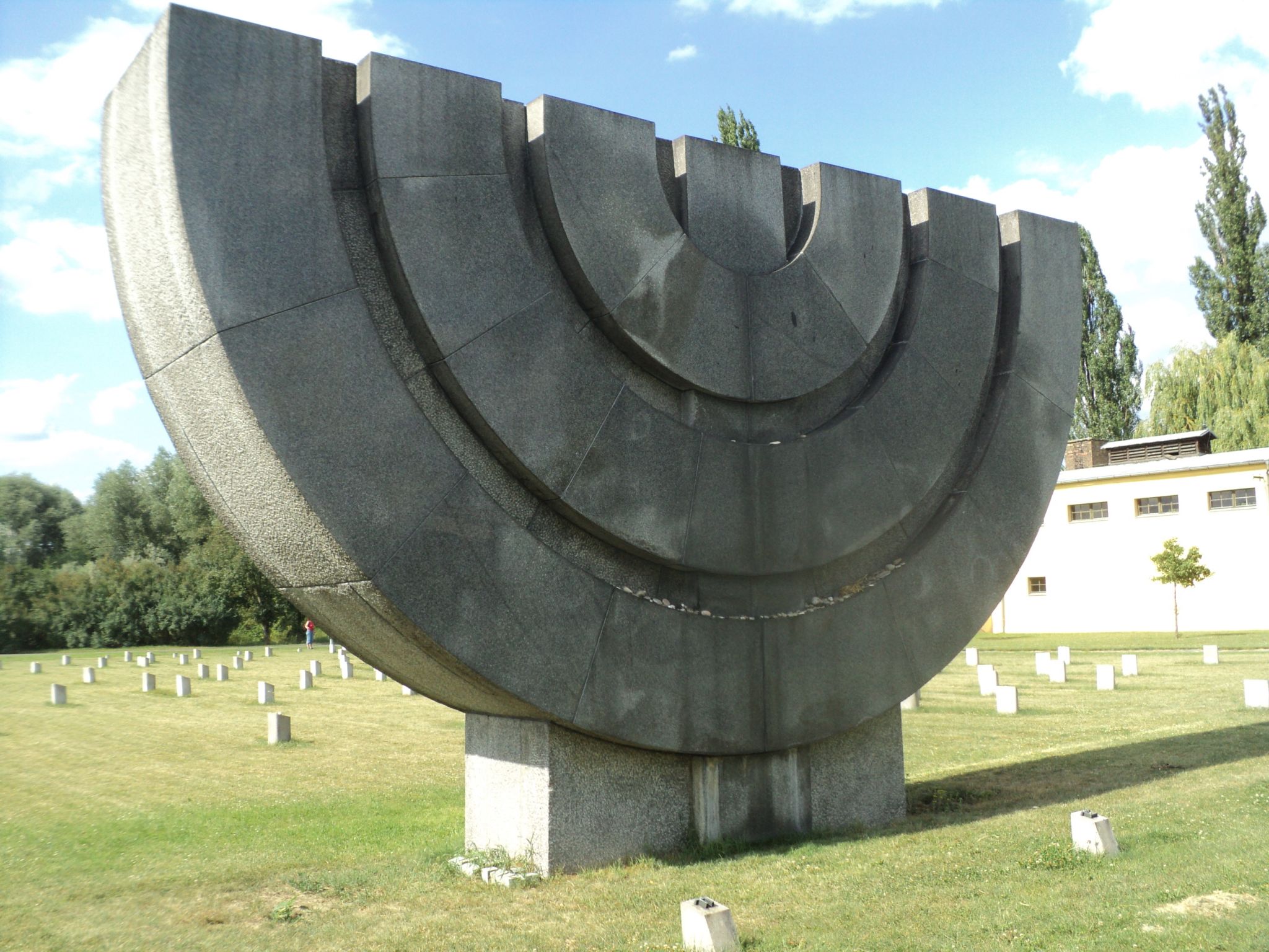 Terezin - Monument