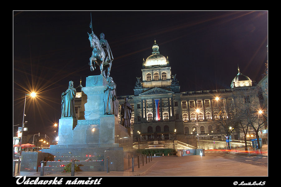 Vaclavske Namesti by night