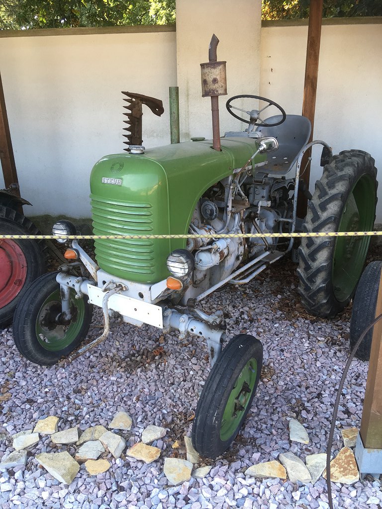 Velká Jesenice: Steyr 80a tractor