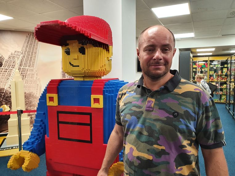 Milos Krecek: ‘Ik ben een perfectionist. Lego past daarbij, want lego is perfect.’ Beeld Ekke Overbeek