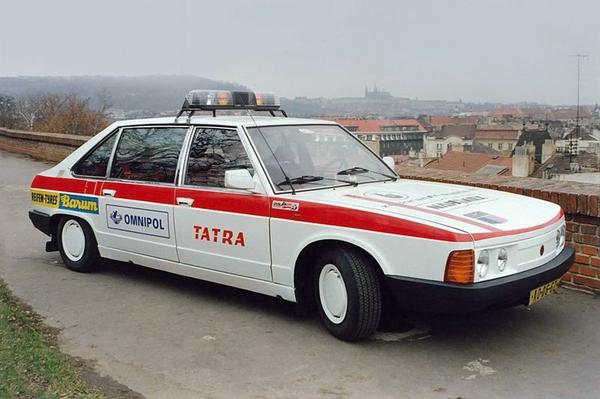 Tatra T613