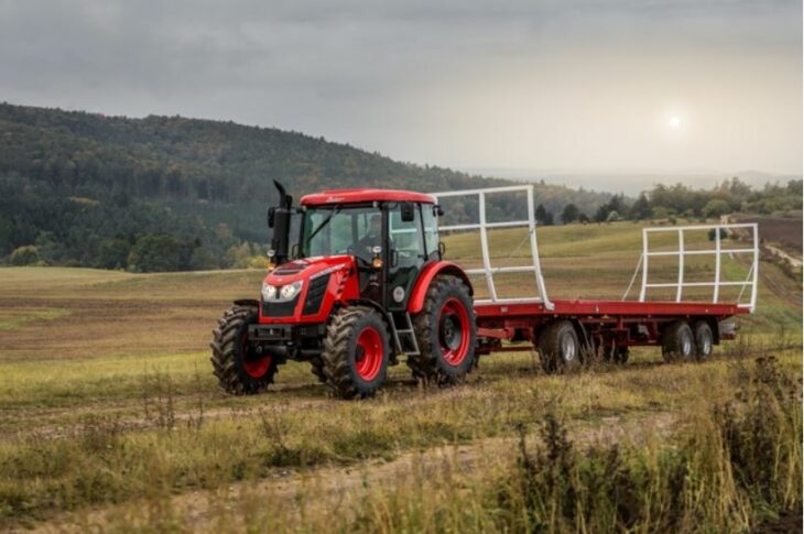 zetor-se-predvedl-se-svymi-traktory-v-minulosti-i-ve-skotsku-zetor-730x485.jpg