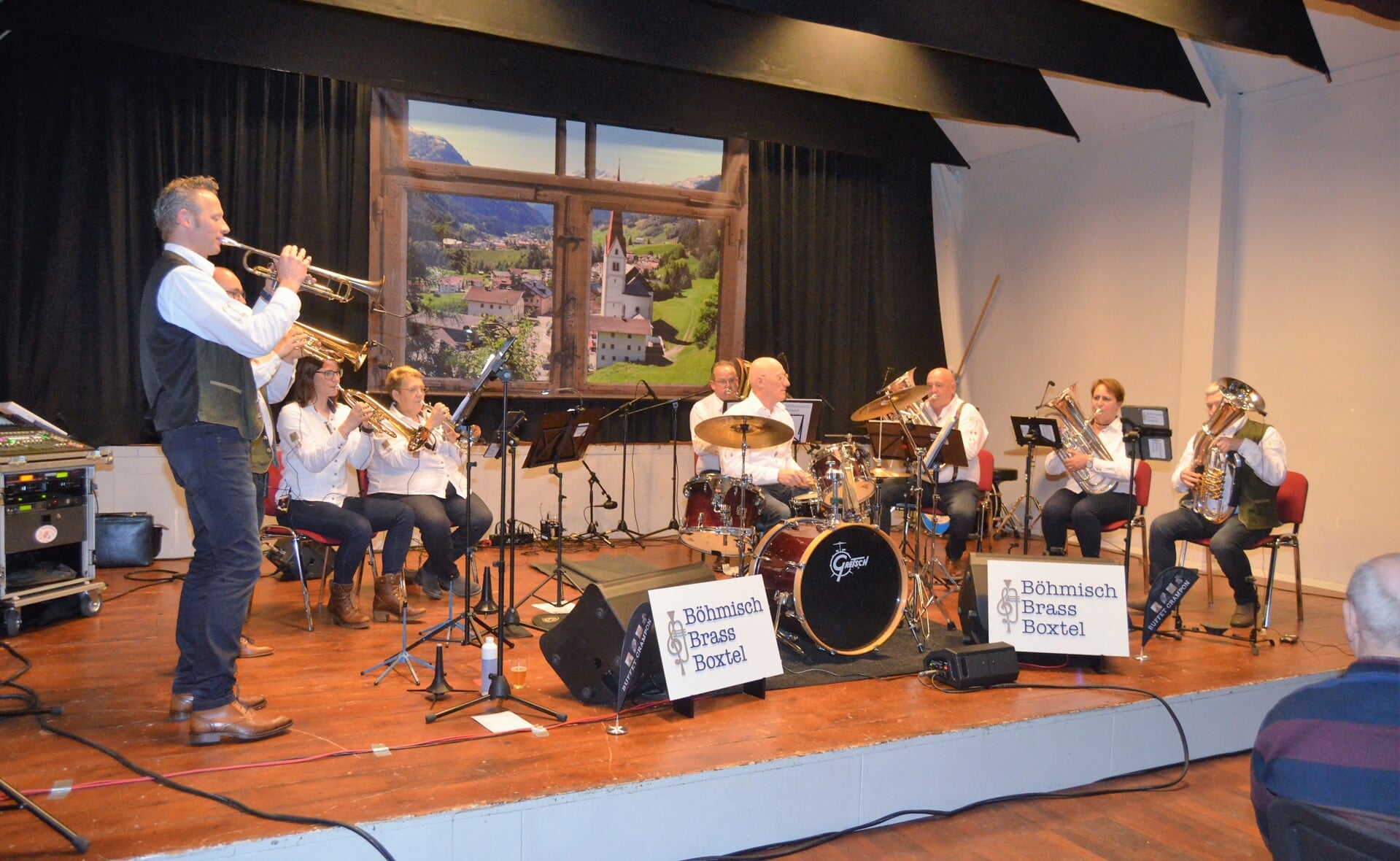 Böhmisch Brass Boxtel debuteerde in maart met een eerste optreden in gemeenschapshuis Orion in Lennisheuvel.
