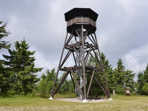 Anna uitkijktoren op Anenský vrch