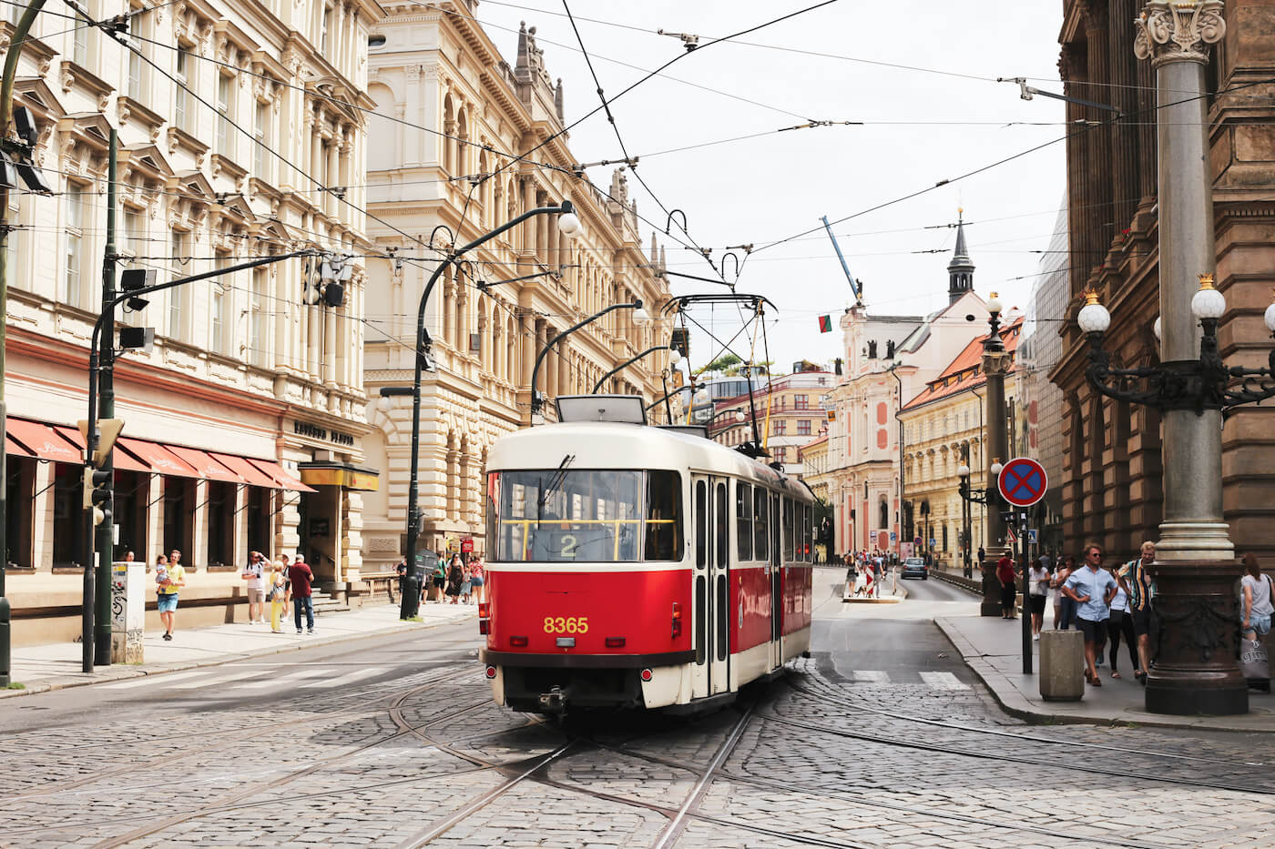 Praag-bezienswaardigheden-tram.jpg